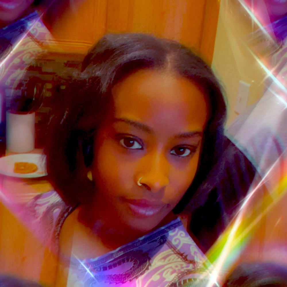 Meet your Posher, Teniquah